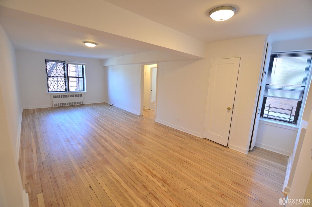 Primary Photo - 65-35 108th Street