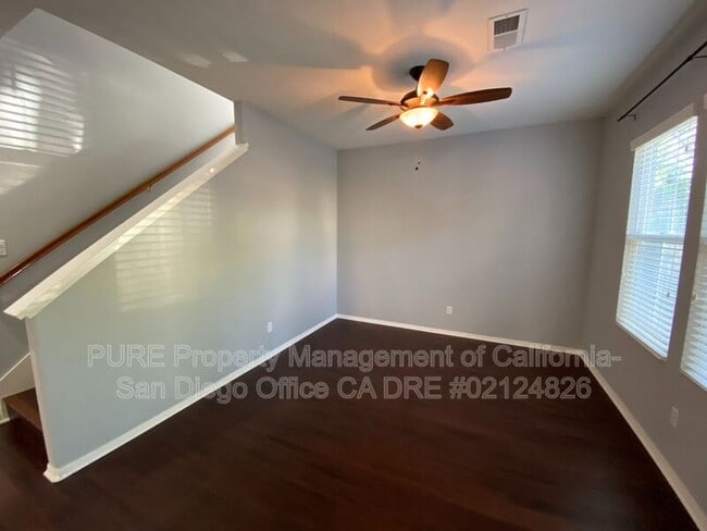 Foto del edificio - 1553 Hunters Glen Ave