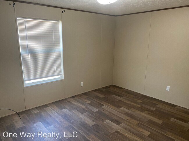 Building Photo - 3 br, 2 bath House - 7333 Delcomme st
