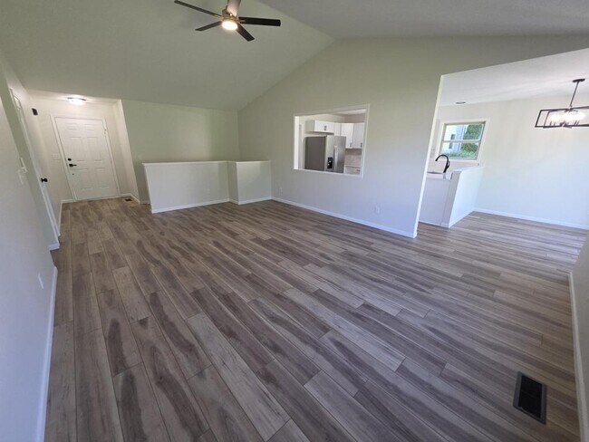 Building Photo - 1813 Rambling Rose Ln