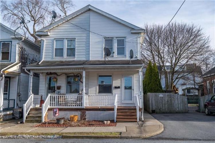 Primary Photo - 2414 Birch St