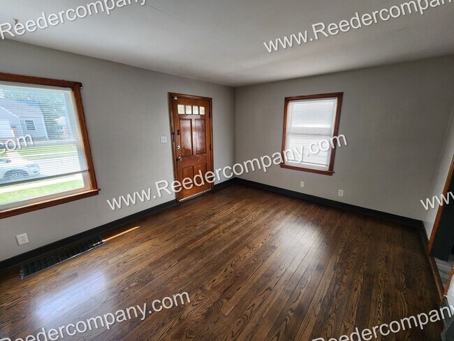Foto del edificio - Updated 2 bedroom 1 bathroom house
