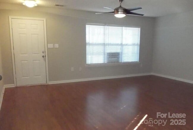 Building Photo - 12317 Paperbark Cir