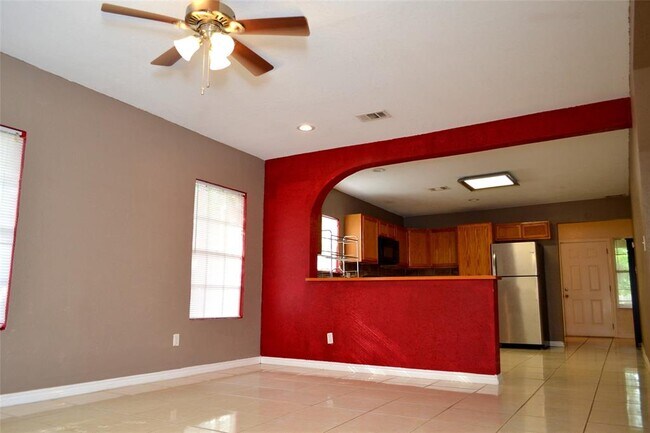 Foto del edificio - 514 W 6th St