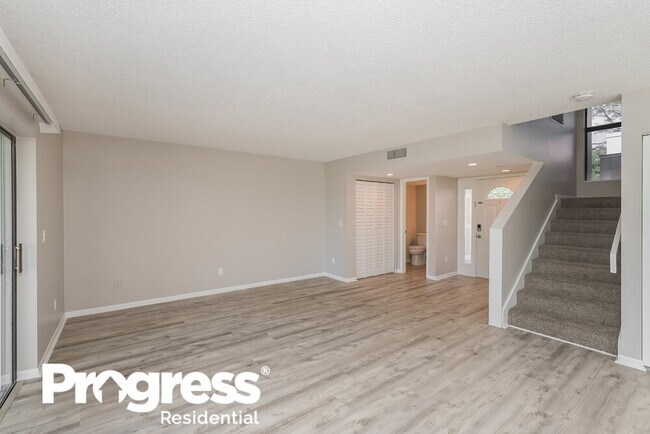 Building Photo - 16111 Gardendale Dr