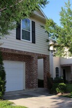 Building Photo - 919 Sterling Creek Cir