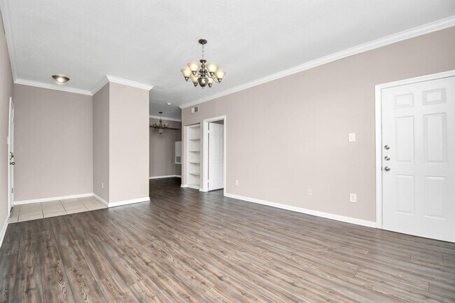Foto del edificio - 2255 Braeswood Park Dr