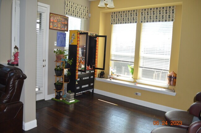 Foto del edificio - 2721 Hammock Lake Dr