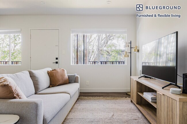 Foto del edificio - 4140 Grand View Blvd