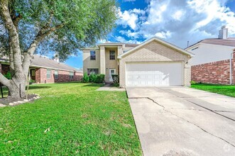 Building Photo - 16515 Eaglewood Shadows Dr