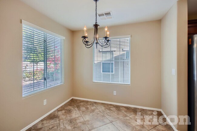 Building Photo - 41201 Bravo Dr