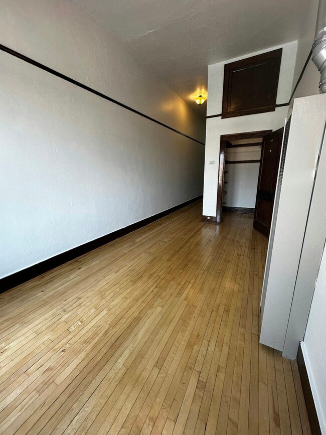 Foto del edificio - 617 St Joseph St