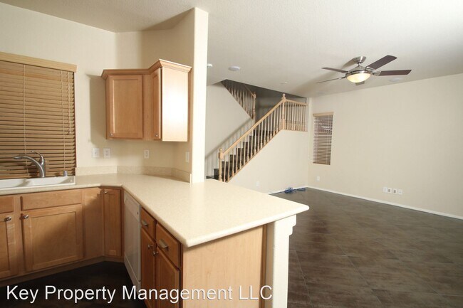 Building Photo - 3 br, 2.5 bath House - 1132 Via Milan