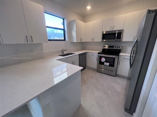 Building Photo - 232 SW 159th Terrace