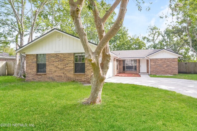 Foto del edificio - 2382 Dundee Ct E