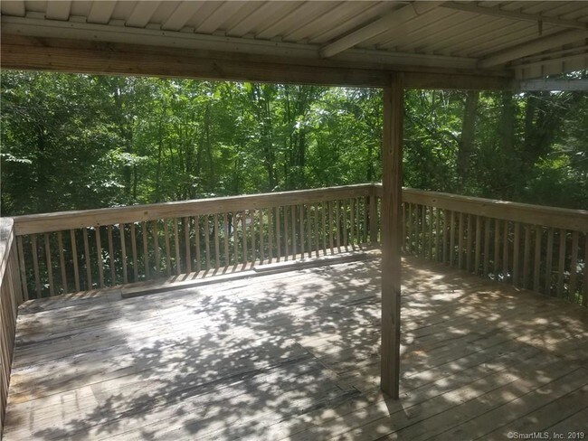 Building Photo - 14 Behrle Dr