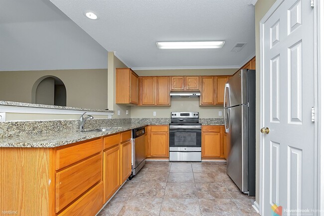 Building Photo - 3 br, 2 bath House - 7079 Ireland Dr