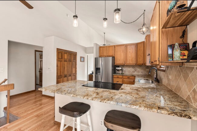 Photo - 30540 Rand Rd House