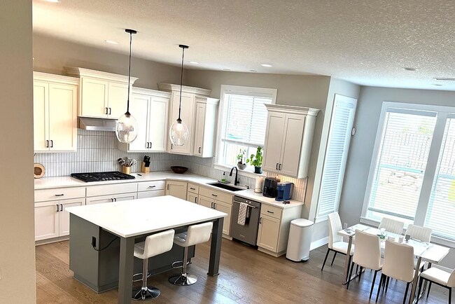 Foto del edificio - 12053 NW Weaver Ln