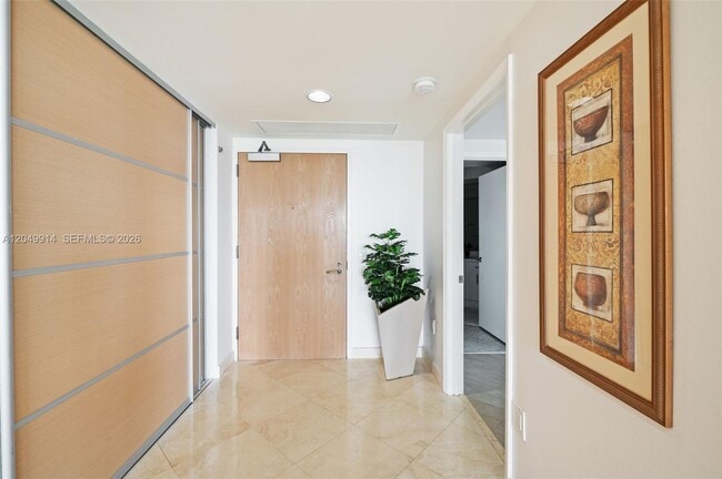 Foto del edificio - 16400 Collins Ave