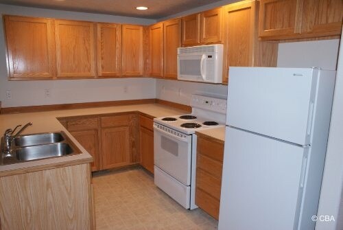 Building Photo - Sage Townhomes