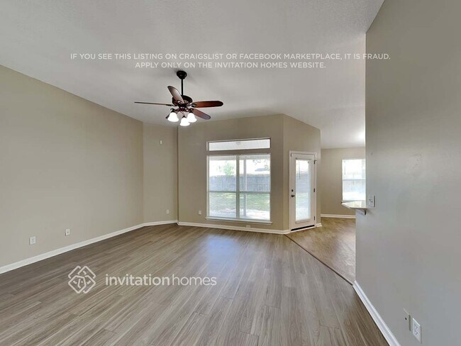 Foto del edificio - 5407 Vivera Ln