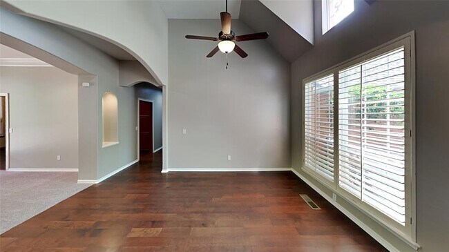 Foto del edificio - 741 Fox Bend Trail