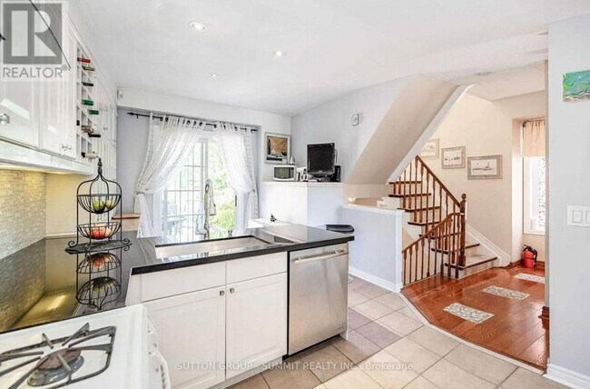 Photo du bâtiment - 2871 Darien Rd