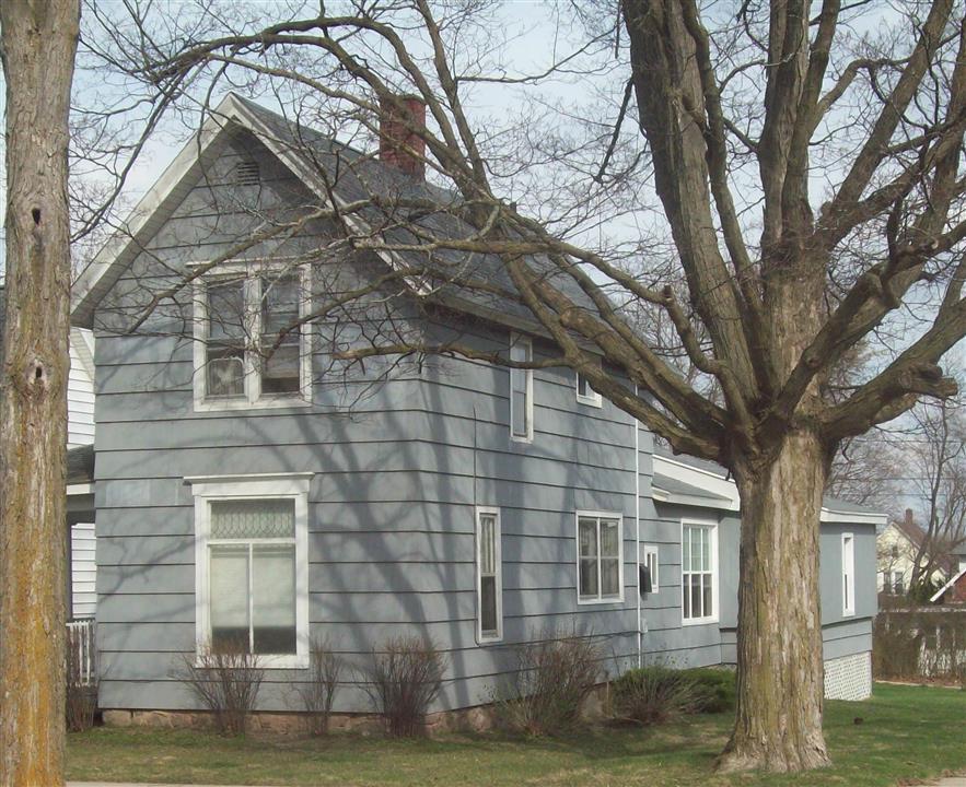 Primary Photo - 329 Ives Ave