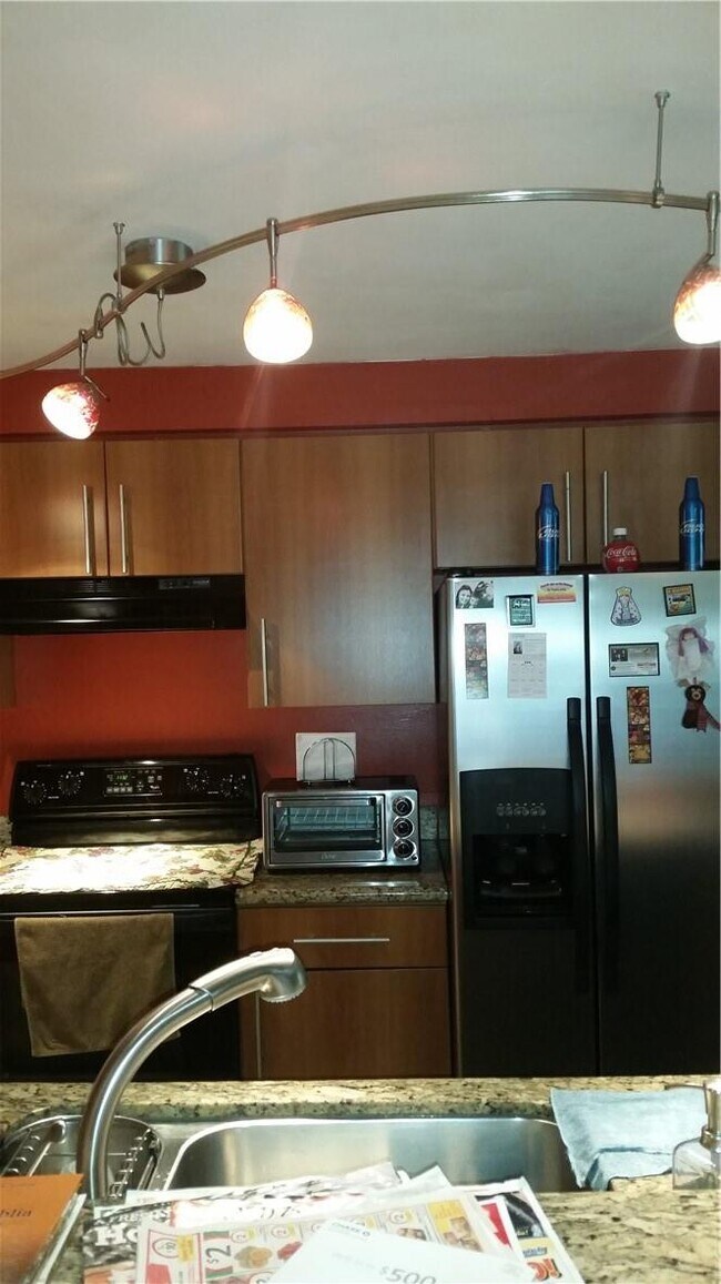 Foto del edificio - 5880 W Sample Rd