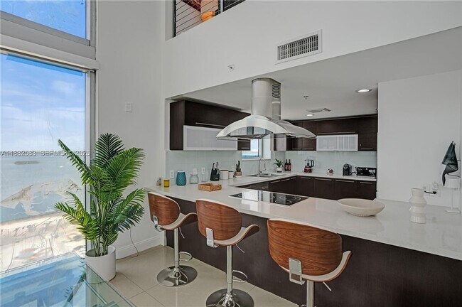 Foto del edificio - 7930 East Dr