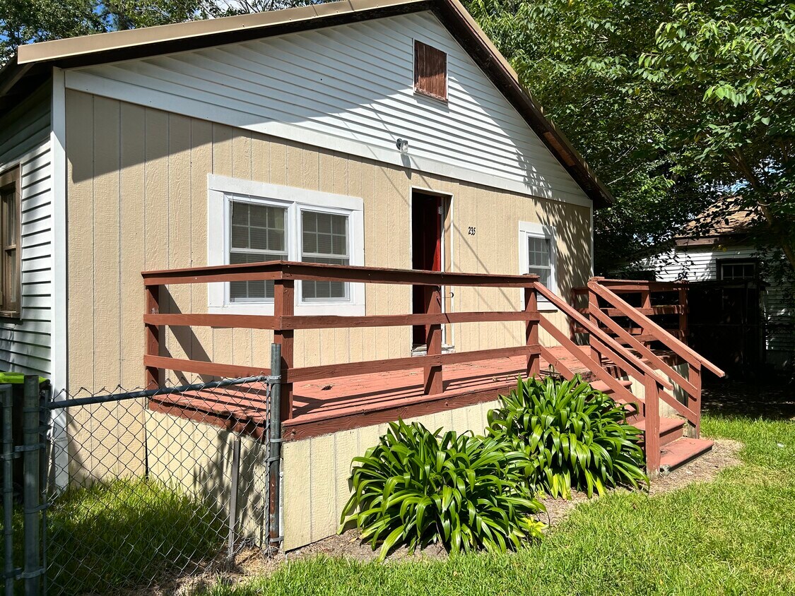 235 Barbara Ave, Midway Park, NC 28544 House Rental in Midway Park