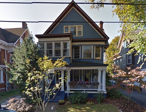 Primary Photo - 94 Linden St