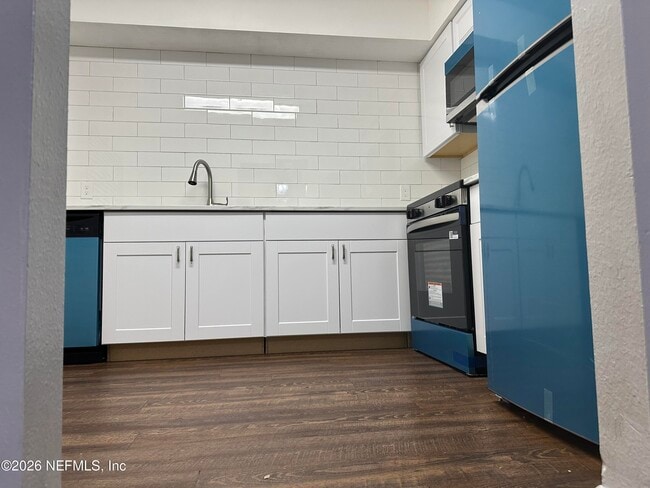 Foto del edificio - 394 Fortuna Ave