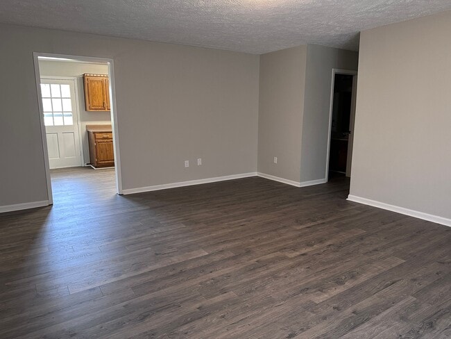 Building Photo - 378 W University Pky