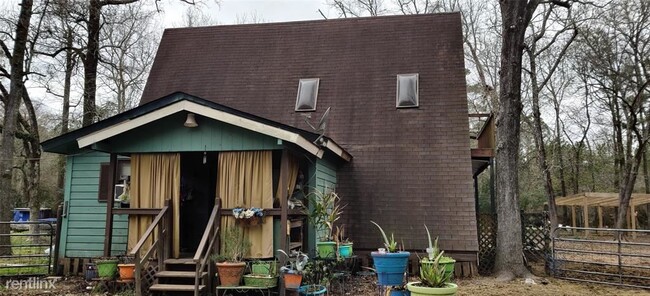 Foto del edificio - 3 br, 2 bath House - 27619 Piney Wood Lane