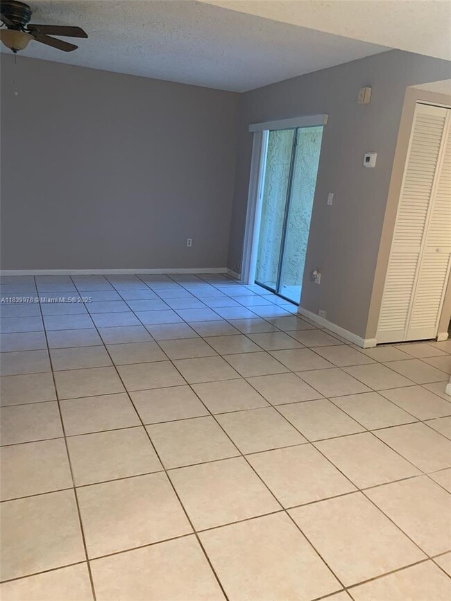 Building Photo - 11101 Royal Palm Blvd