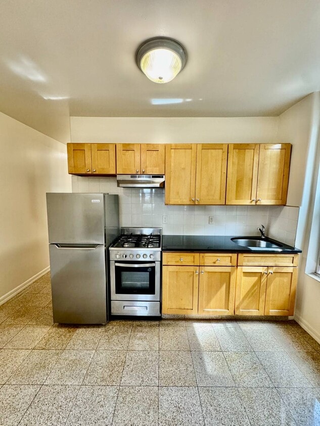 Primary Photo - 4712 4th Ave