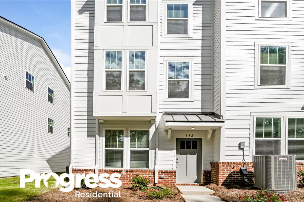 352 McCrorey Ave, Charlotte, NC 28216 Townhome Rentals in Charlotte
