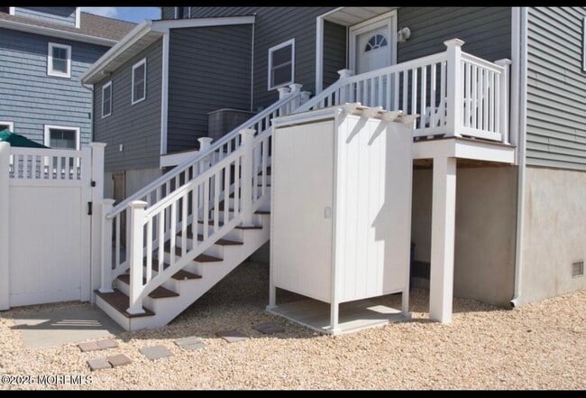 Building Photo - 7 Princeton Ave