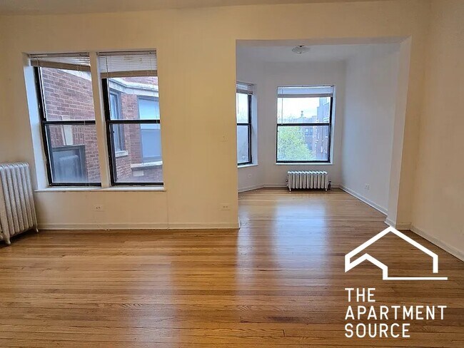 Building Photo - 7726 N Marshfield Ave