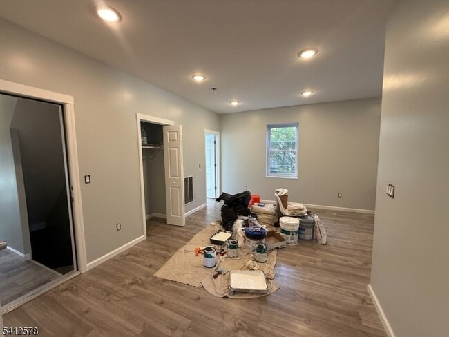 Photo - 190 E Lindsley Rd Apartment