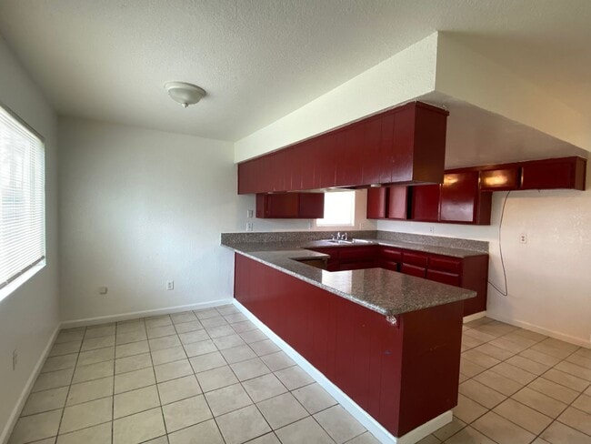 Building Photo - 814 Wallace St