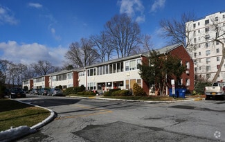 Building Photo - Eden Roc Apartments