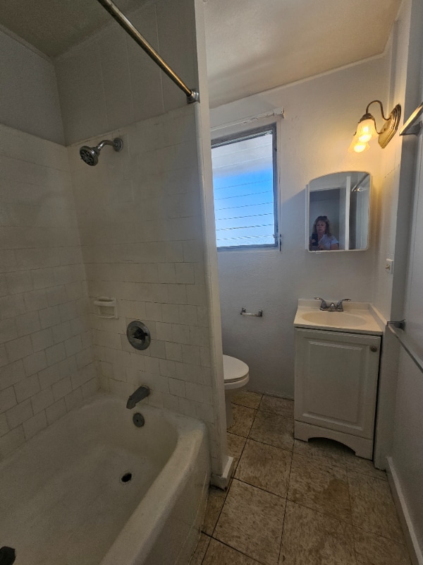 Photo - 2064 Young St Apartment