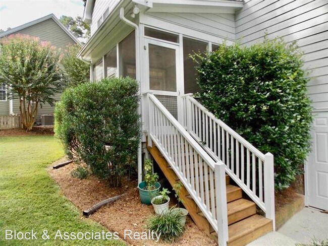 Foto del edificio - 3 br, 2.5 bath House - 128 Hein Drive