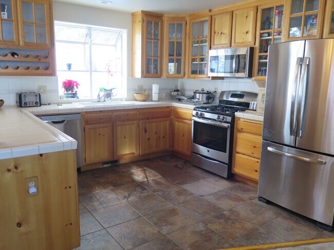 Foto del edificio - 6-Month Ski Lease in Tahoe Donner, Availab...