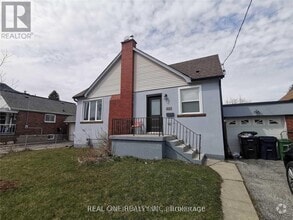 Building Photo - 148 Tiago Ave