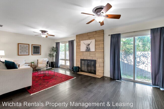 Foto del edificio - 5 br, 3 bath House - 1401 N. Stratford Lane