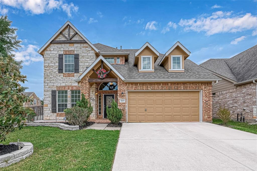 Foto principal - 3207 Fairmont Hills Ln